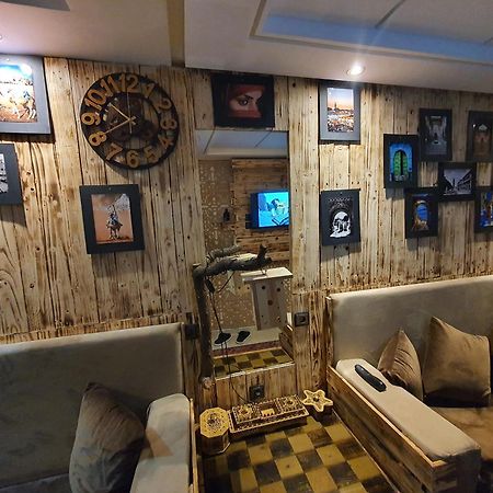 Appartement Funny House A Place Jamaa El Fna De Marrakech มาร์ราเกช ภายนอก รูปภาพ
