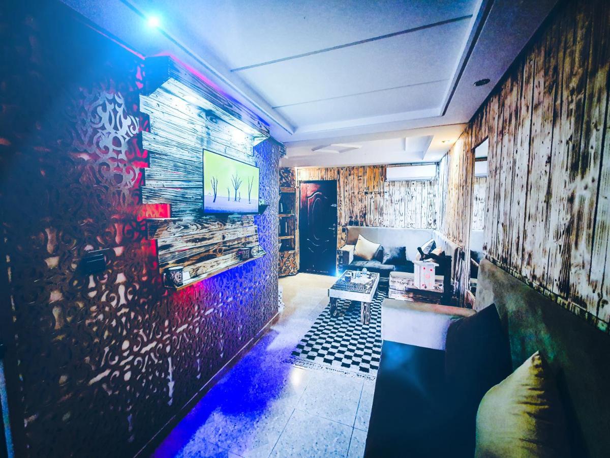 Appartement Funny House A Place Jamaa El Fna De Marrakech มาร์ราเกช ภายนอก รูปภาพ