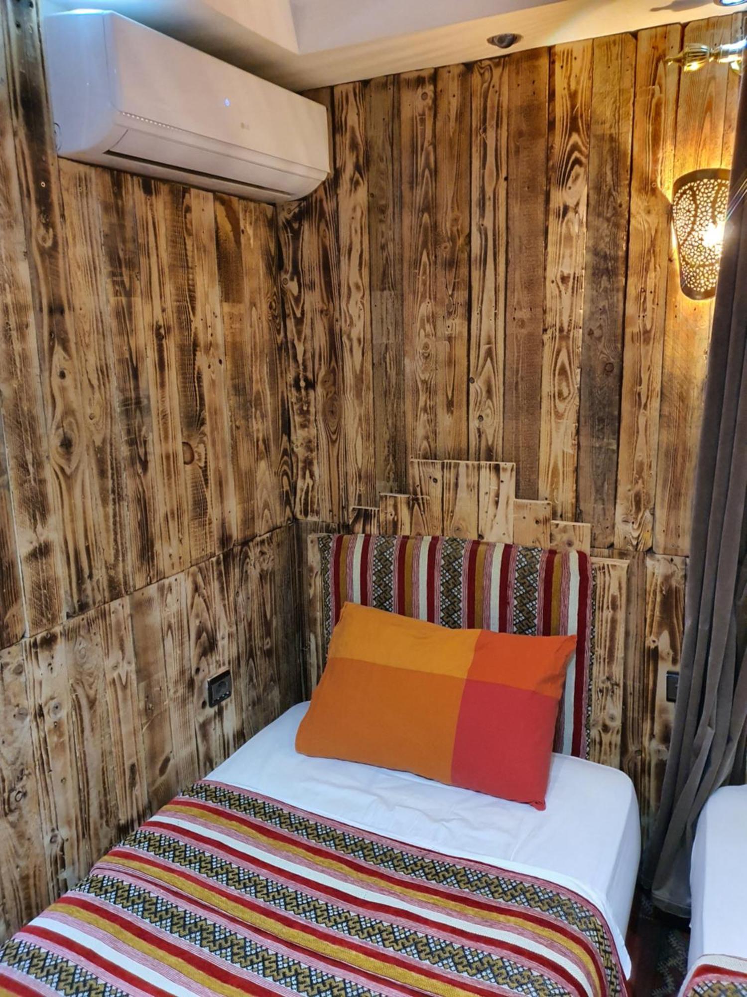 Appartement Funny House A Place Jamaa El Fna De Marrakech มาร์ราเกช ภายนอก รูปภาพ