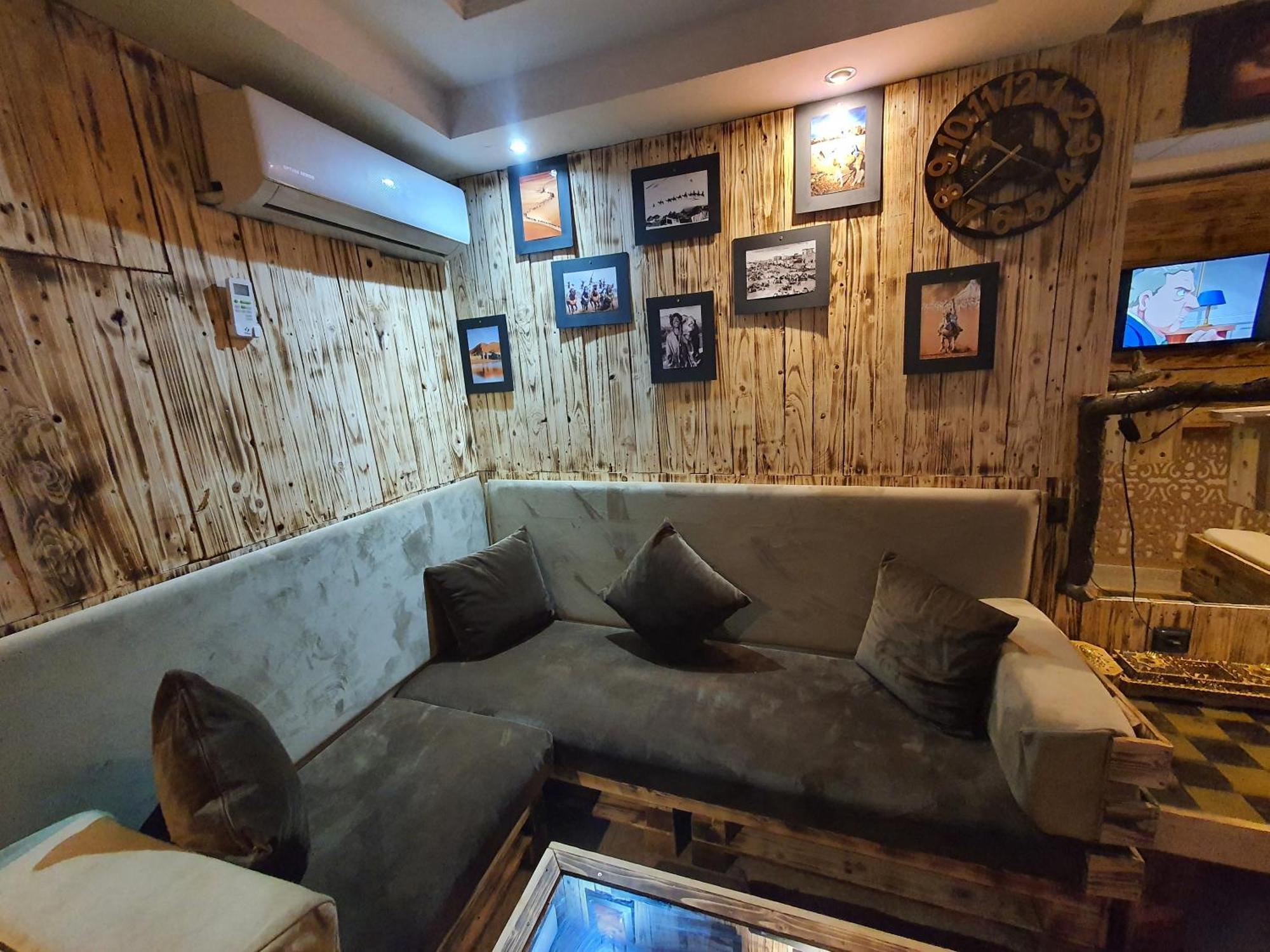 Appartement Funny House A Place Jamaa El Fna De Marrakech มาร์ราเกช ภายนอก รูปภาพ